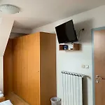 Bivanje na kmetiji Martinova Izba - &