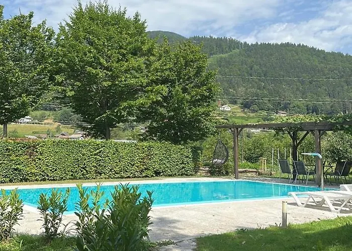 Martinova Izba - & *